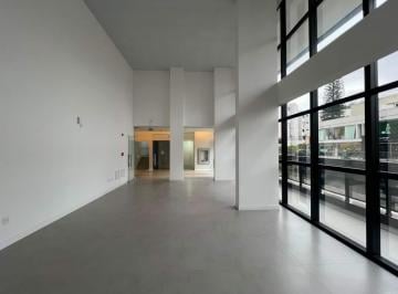 Comercial · 68m² · Trindade | Loja comercial