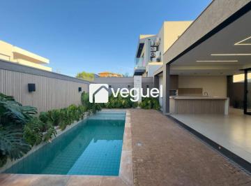 Casa · 210m² · 3 Quartos · 4 Vagas · Casa de 200 m² para alugar do Alto do Castelo em Cravinhos/ SP
