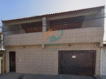Casa · 250m² · 2 Quartos · 4 Vagas · Sobrado em Jardim Presidente Dutra - Guarulhos