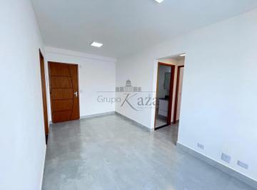Apartamento · 66m² · 2 Quartos · 1 Vaga · Oportunidade - Apartamento - Monte Castelo - Edifício Grand Castelo - 2 Dormitórios - 66m².