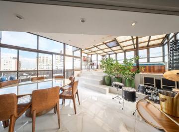 Apartamento · 221m² · 3 Quartos · 3 Vagas · Cobertura Semi Mobiliada com Deck, Jacuzzi, 3 quartos e 221m2 para locação - Água verde, Curitiba