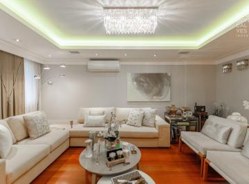 Apartamento · 180m² · 4 Quartos · 2 Vagas · Apartamento no Mont Royal, 04 Quartos, 02 Vagas, Condomínio Club, Água Verde, Curitiba.