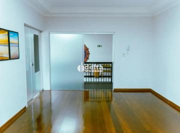 Comercial · 24m² · Sala disponível para locação no bairro Nossa Senhora Aparecida em Uberlândia-MG