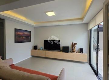 Casa · 143m² · 3 Quartos · 4 Vagas · CASA  COM 3 SUITES 4 VAGAS DE GARAGENM À VENDA NO BAIRRO CARIANOS EM FLORIANÓPOLIS