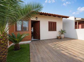 Casa · 153m² · 2 Quartos · 1 Vaga · Casa com Piscina e Jacuzzi à Venda no Bairro Olaria em Canoas