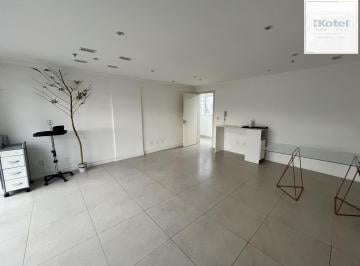 Comercial de 1 quarto, Porto Alegre · Sala comercial com 2 vagas de garagem escrituradas