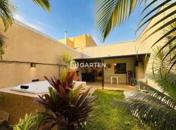 Casa · 76m² · 2 Quartos · 2 Vagas · Pronta para Morar! Casa Mobiliada com Jardim, Spa e Área Gourmet