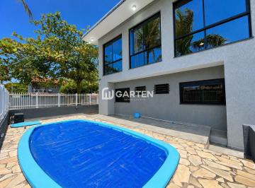 Fachada + Piscina · Sobrado 5 quartos a 100 Metros do Mar com Piscina e área Gourmet