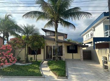 Imagem Principal · Casa à venda com 3 quartos, sendo 1 suíte, no condomínio Morada da Praia, Bertioga