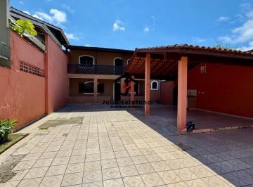 Casa · 218m² · 2 Quartos · Casa à venda - no Centro