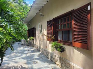 4cb48919dd1585c80c519112944e78d7aab4b3ca · Casa com 4 dormitórios à venda, 211 m² por R$ 4.300.000 - Quinta das Flores - São José dos Campos/SP