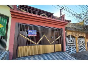 Casa · 199m² · 3 Quartos · 2 Vagas · "Seu Novo Lar no Jardim Rina: Sobrado lindo!