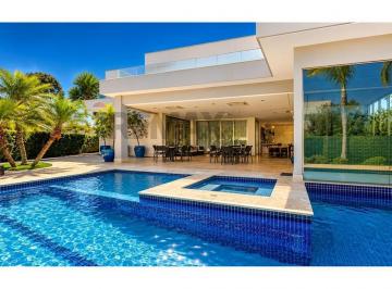 Casa · 650m² · 5 Quartos · 6 Vagas · Casa Lago Norte: ML 3, Condomínio Fechado, 5 quartos suítes e Lazer Completo