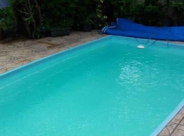 Casa de 2 quartos, São Gonçalo · Casa com Piscina em Vista Alegre – São Gonçalo 2 quartos com suite e quintal com área gourmet