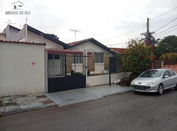 frente · Casa Padrão com Sobrado no Fundo