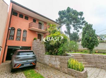 Casa · 396m² · 4 Quartos · 3 Vagas · Casa averbada com 02 pavimentos a venda em Santa felicidade! Frente Para Rua.