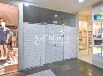 Comercial · 42m² · Loja Comercial Exclusiva para Aluguel no Centro de Curitiba | 41,88 m²