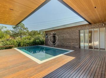 610befb03d3396c6d6137fe4421a794a3abf836b · Casa com 4 dormitórios à venda, 330 m² por R$ 4.250.000,00 - Condomínio Villas do Golfe - Itu/SP