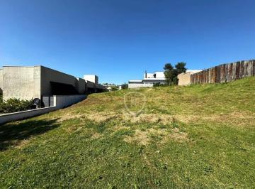 90b0eef8f9d1a2c82fd32a7303ccadcd4b629382 · Terreno à venda, 700 m² por R$ 800.000,00 - Condomínio Campos de Santo Antonio II - Itu/SP