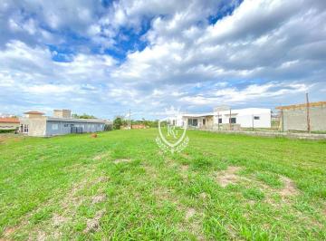 c2d1b16c67cb94ede9d493322660c69b31cd8e86 · Terreno à venda, 1529 m² por R$ 710.000,00 - Condomínio Terras de Mont Serrat - Salto/SP