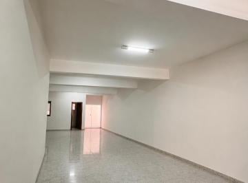 Casa de 2 quartos, Americana · Salão Comercial + 2 Kitnets