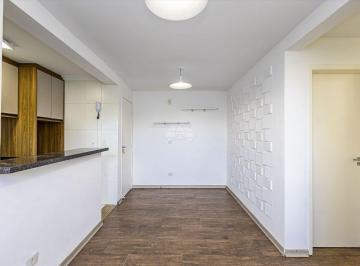 Apartamento de 2 quartos, Curitiba · Apartamento com 2 Quartos, 1 Suíte e Vaga de Garagem