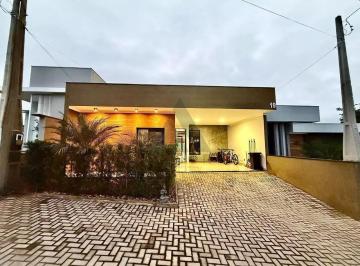 Casa de 3 quartos, Itapetininga · Casa com 3 dormitórios à venda, 131 m² - Condomínio Lago dos Ipês - Itapetininga/SP
