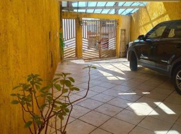 Casa · 2 Quartos · Casa à venda - na Vila São Luiz (Valparaízo)