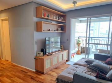 Apartamento · 72m² · 2 Quartos · 2 Vagas · Apartamento seminovo, Varanda Gourmet , ar-condicionado, 2 Vagas e Lazer! Prox.