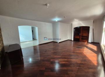 Casa · 170m² · 3 Quartos · 4 Vagas · Casa térrea à venda com 3 quartos sendo 1 suíte e 4 vagas.