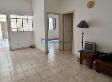 Casa · 140m² · 2 Quartos · Sobrado a venda para reforma a 4 minutos do metrô Vila Mariana, ótimo para investir.