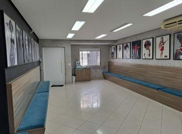 Comercial · 220m² · 2 Vagas · Sobrado Comercial Próximo ao Metrô Vila Mariana com 9 salas e 4 vagas