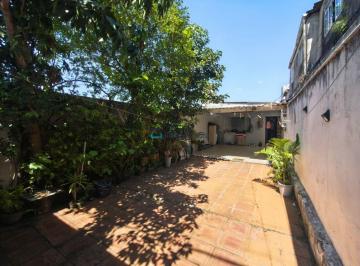 Casa · 72m² · 3 Quartos · 4 Vagas · Casa térrea com 3 quartos e 4 vagas à venda