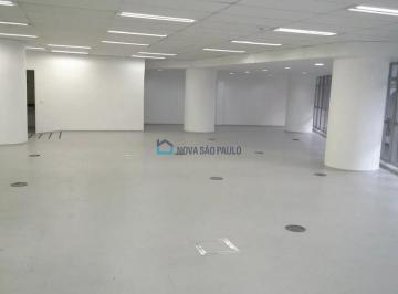 Comercial · 925m² · Sobreloja comercial de 925 m² próximo ao metrô República
