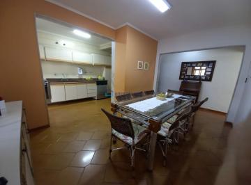Casa · 250m² · 4 Quartos · 4 Vagas · Imóvel Espaçoso e Bem Localizado, Próximo ao Metrô Santos Imigrantes