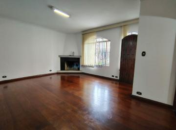 Casa · 210m² · 3 Quartos · 2 Vagas · Casa próximo do metrô Saúde à venda com 3 dormitórios e 3 suítes