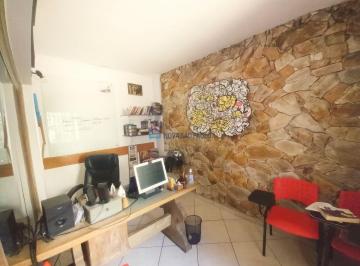 Comercial · 300m² · 3 Quartos · 6 Vagas · Casa térrea de 465 m² de terreno, 4 dormitórios, edícula e lazer completo