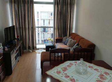Apartamento · 60m² · 2 Quartos · 1 Vaga · Apartamento à venda, andar alto, reformado, próximo ao Zoológico.