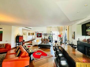 Apartamento · 505m² · 4 Quartos · 5 Vagas · Oportunidade Única! Luxuoso Apartamento com Vista Privilegiada