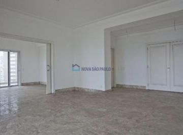 Casa · 425m² · 4 Quartos · 5 Vagas · Apartamento à venda no Panamby/Morumbi, com 425 m², 6 dormitórios, sendo 4 suítes, e 5 vagas de gara