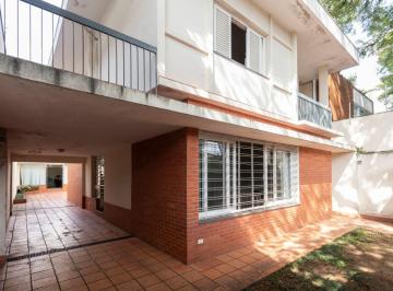 Casa de 3 quartos, São Paulo · Casa com excelente potencial no Jardim Lusitânia – 275 m² construídos em localização privilegiada