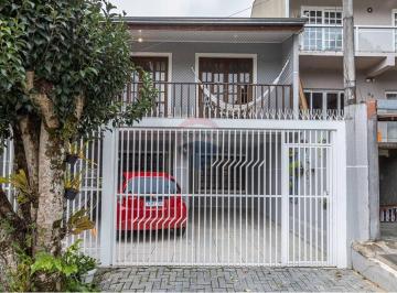 Casa · 204m² · 3 Quartos · 3 Vagas · Sobrado à venda no bairro Pilarzinho com 3 quartos.