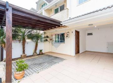 Casa · 126m² · 3 Quartos · 3 Vagas · Sobrado Triplex à venda no bairro Orleans em Curitiba - PR