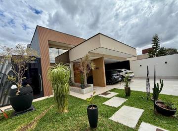 Casa de 3 quartos, Sobradinho · 3 SUÍTES / ARMÁRIOS / JACUZZI / ACEITA FINANCIAMENTO / CONDOMÍNIO FECHADO