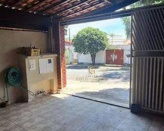 a67c5ab080291ead7b7dbf26e7a0144dd4adac7d · Sobrado com 5 dormitórios à venda, 250 m² por R$ 850.000,00 - Jardim Colonial - São José dos Campos/
