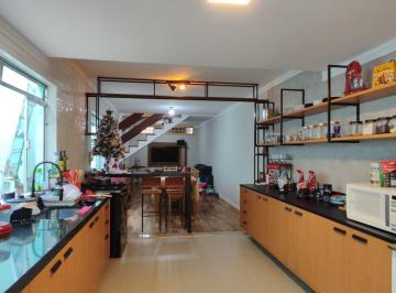 306a2c7109f95eaf9301bfca0844b0bc02d2a3dd · Sobrado com 3 dormitórios à venda, 186 m² por R$ 605.000 - Jardim das Indústrias - São José dos Camp
