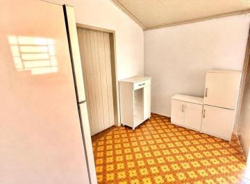 Casa de 4 quartos, Itapira · Casa. Rua Vereador João Manoel Galdi - Bairro: Santa Cruz.