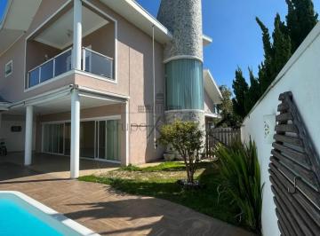 Casa de 3 quartos, Jacareí · Casa em Condomínio Jacareí Condomínio Sunset Garden 3 Dormitórios todos suítes 330m².