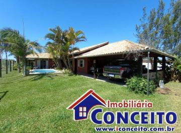 Casa · 250m² · 4 Quartos · 1 Vaga · C805 - Linda residência a 350 metros do mar no balneário Albatroz