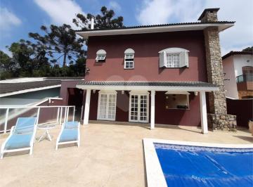 Casa de 4 quartos, São Paulo · Sobrado 4 dormitórios ( 3 suítes), piscina, churrasqueira, 6 vagas no Tremembé